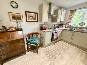 Photo 15- click for photo gallery